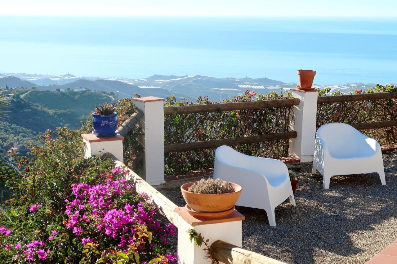 Villa Los Naranjos Sayalonga Екстер'єр фото